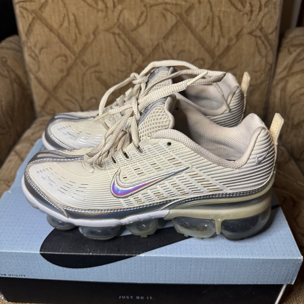 Nike Air Vapormax 360 Fossil White Metallic Shoes CK2719-200 Womens Size 9.5